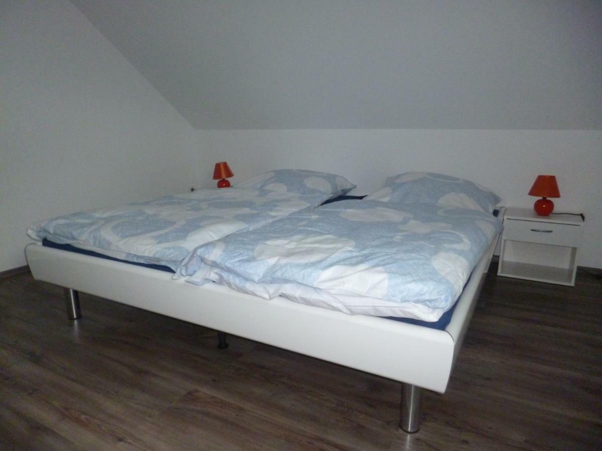 Ferienwohnung Auf Dem Lechsberg Fuchstal Esterno foto